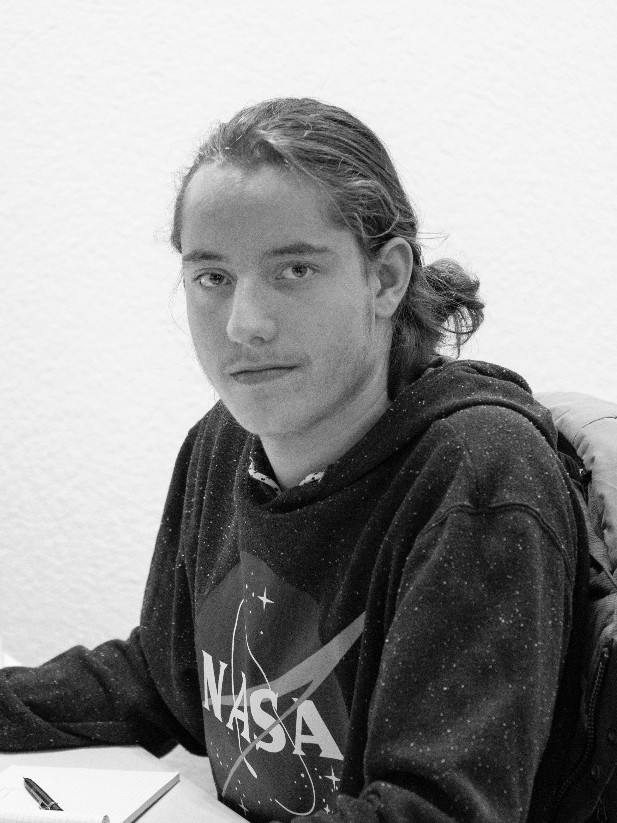 Nils Rüegsegger, dessinateur-constructeur sur métal Nils Rüegsegger, dessinateur-constructeur sur métal