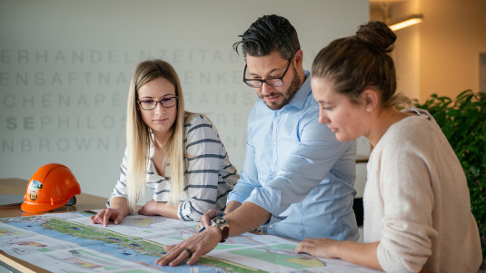 Besprechung Besprechung