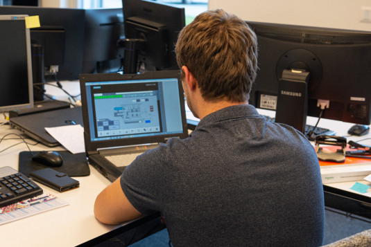 Ingenieur am arbeiten